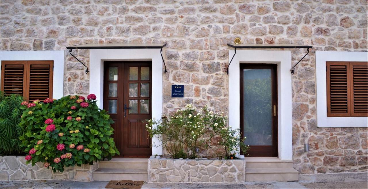 Apartment Mistral - Cosy Apartment With Sea View Molunat Esterno foto