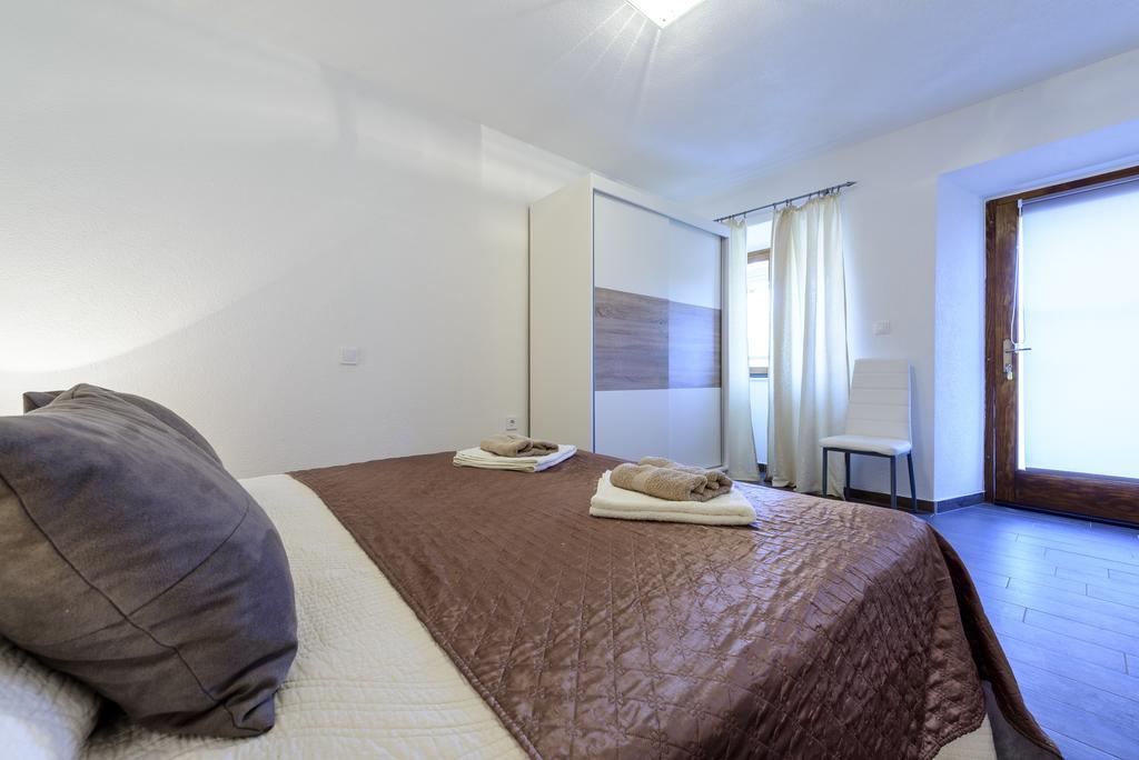 Apartment Mistral - Cosy Apartment With Sea View Molunat Esterno foto